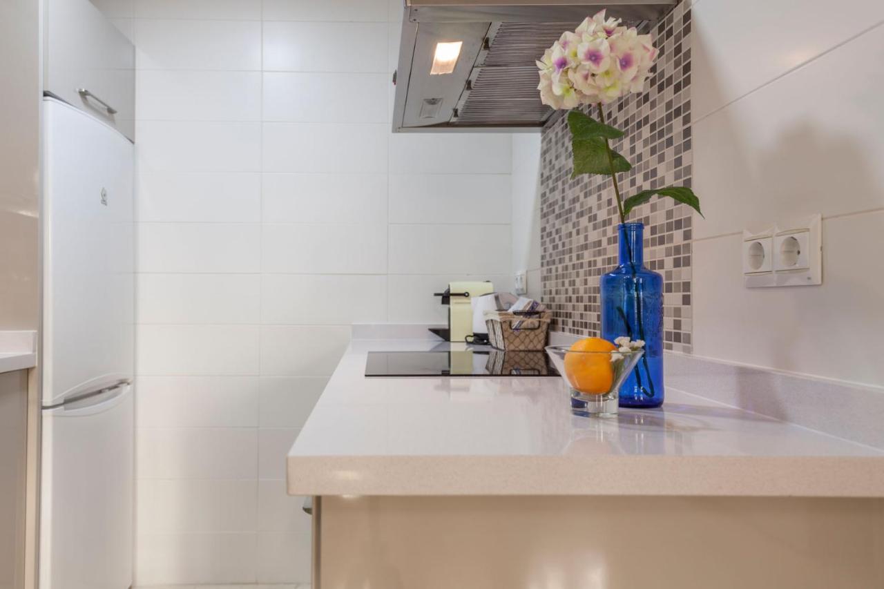 Apartamento Calle Sierpes Севілья Екстер'єр фото